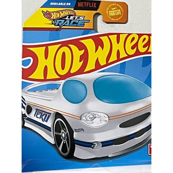 Hot Wheels Deora II Teku White Blue 2023 Then and Now Diecast Car - Picture 5 of 10
